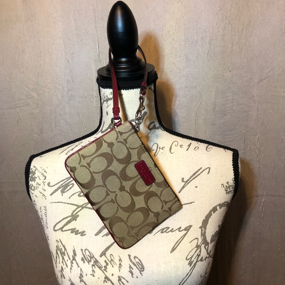 COACH Wristlet - NWOT